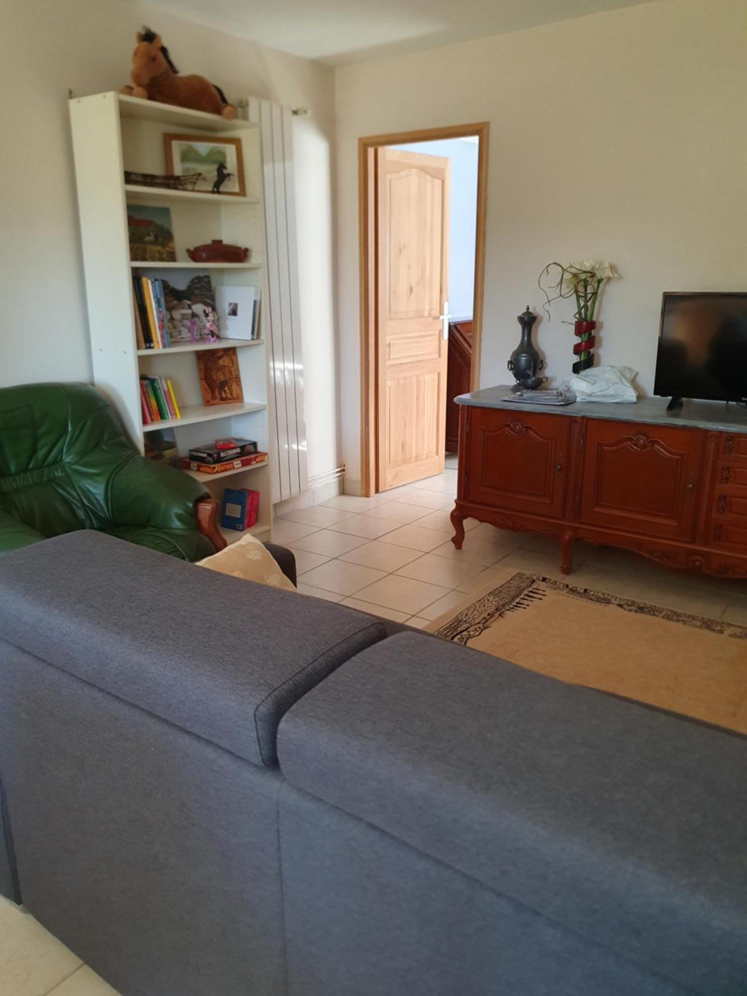 Appartement T2 Bas De Villa Avec Jardinet Au Calme Proche Mer La Seyne-sur-Mer Dış mekan fotoğraf